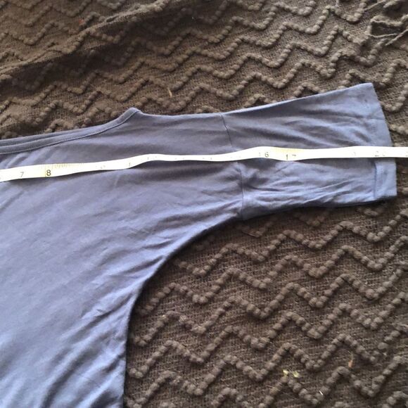 Active USA cold shoulder top - Picture 5 of 7